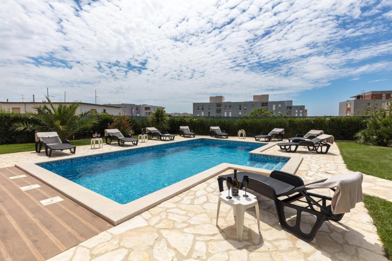 Sunny Garden Adria Apartment สปลิท ภายนอก รูปภาพ