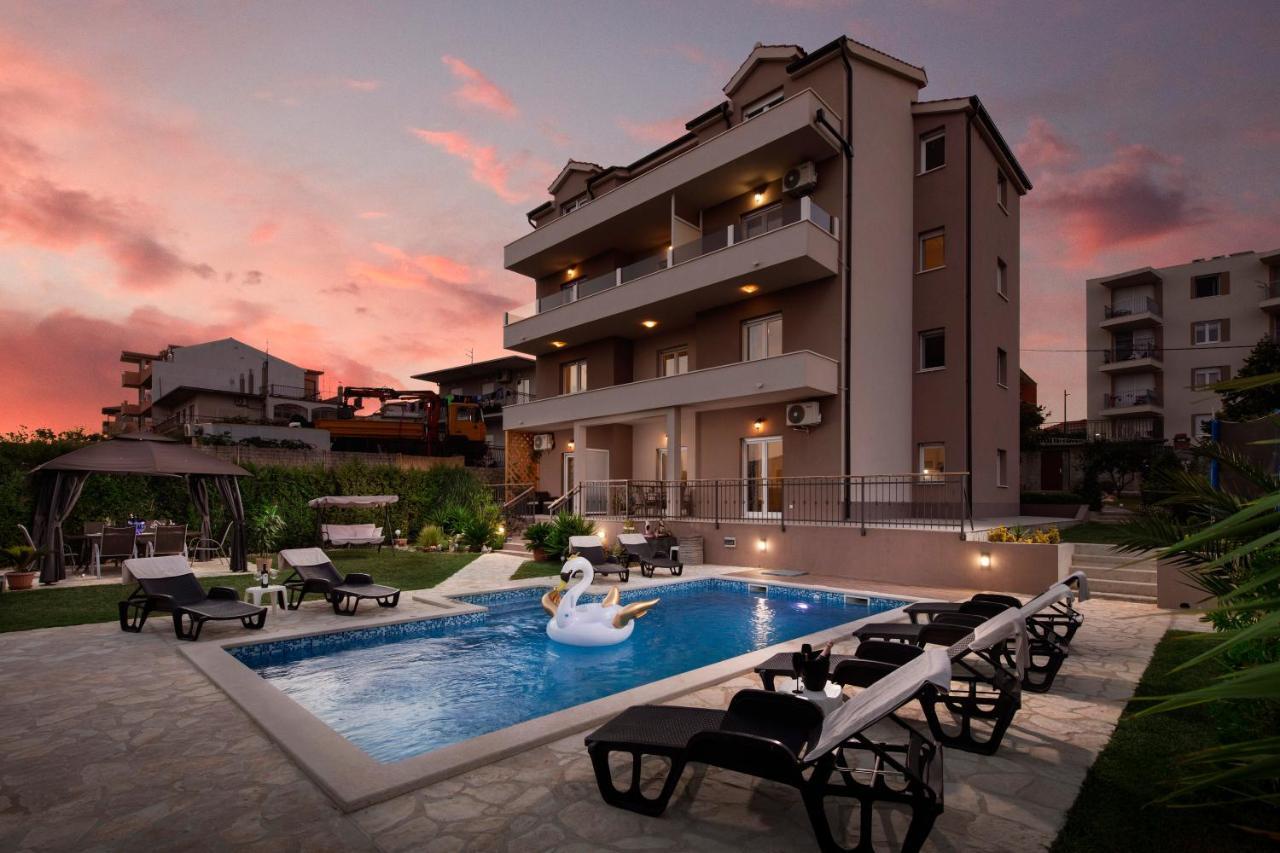 Sunny Garden Adria Apartment สปลิท ภายนอก รูปภาพ