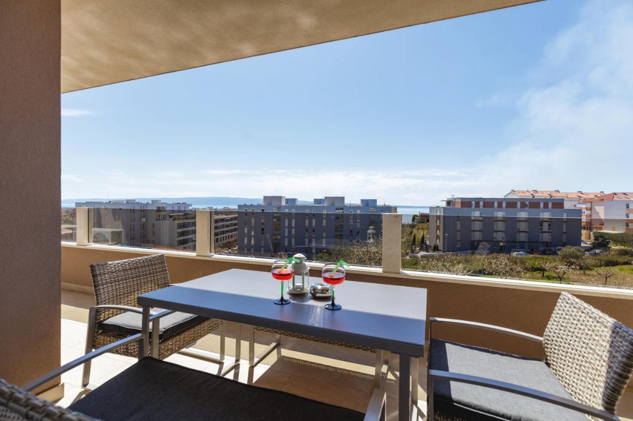 Sunny Garden Adria Apartment สปลิท ภายนอก รูปภาพ