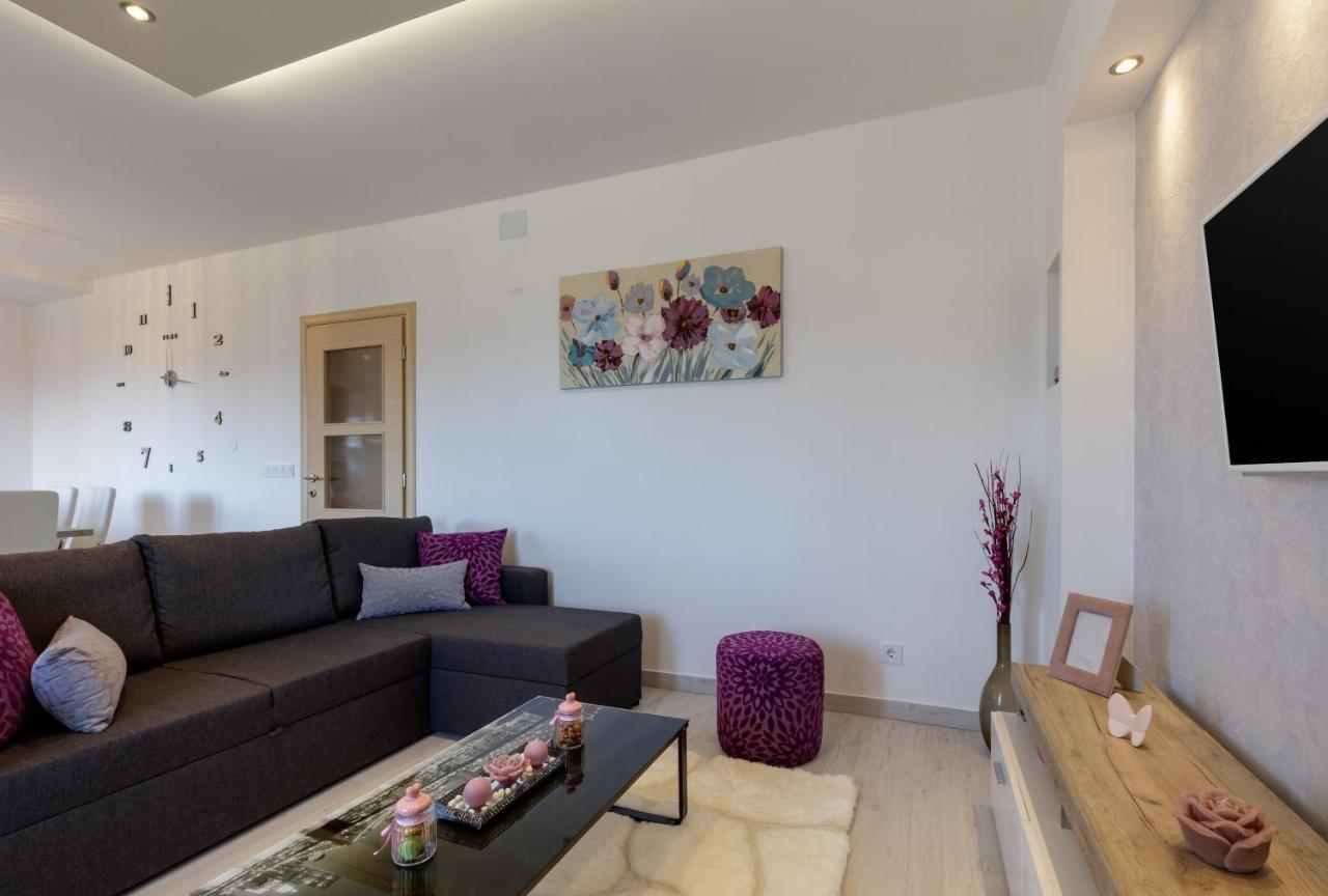 Sunny Garden Adria Apartment สปลิท ภายนอก รูปภาพ
