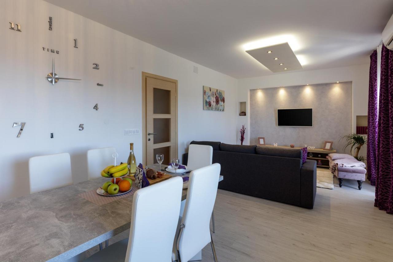 Sunny Garden Adria Apartment สปลิท ภายนอก รูปภาพ