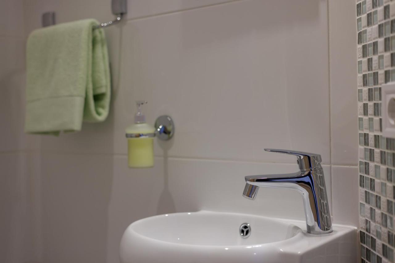 Sunny Garden Adria Apartment สปลิท ภายนอก รูปภาพ