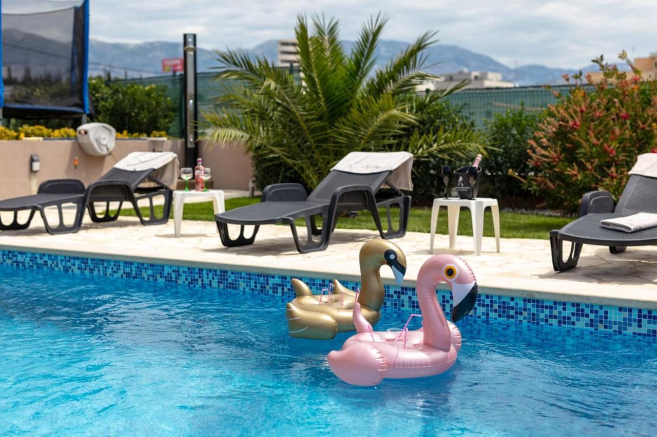 Sunny Garden Adria Apartment สปลิท ภายนอก รูปภาพ