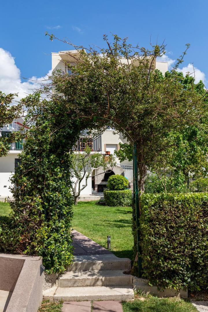 Sunny Garden Adria Apartment สปลิท ภายนอก รูปภาพ